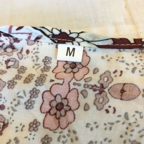 Bohemian Floral Dress - Picture 6 of 7